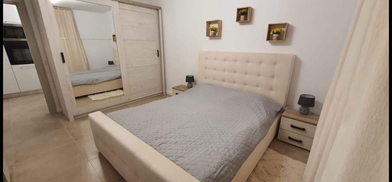  DE INCHIRIAT - Apartament 2 camere, etaj 4/10 - Iulius Mall
