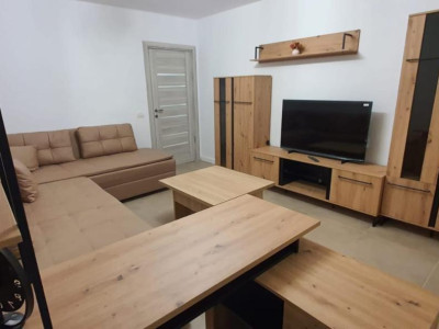  DE INCHIRIAT - Apartament 2 camere, etaj 4/10 - Iulius Mall