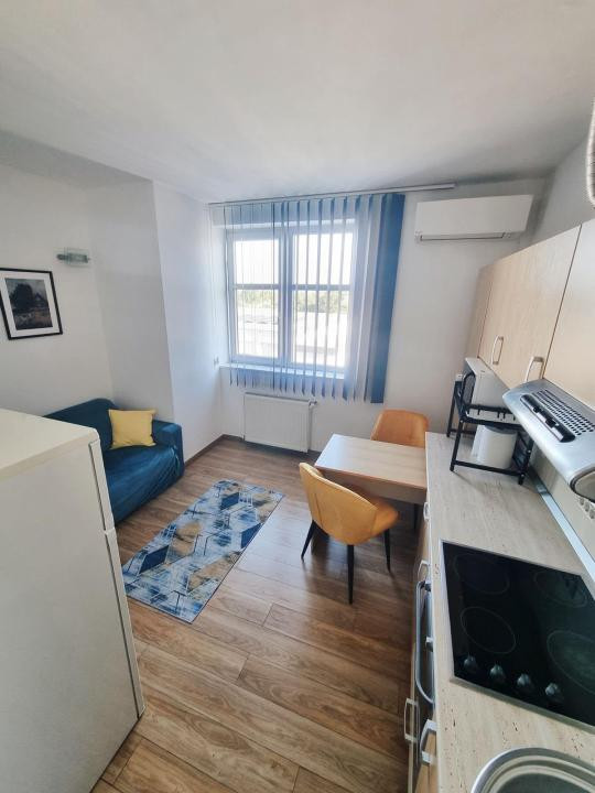 DE INCHIRIAT - Apartament cu o camera, etaj 2 - Complex Studentesc