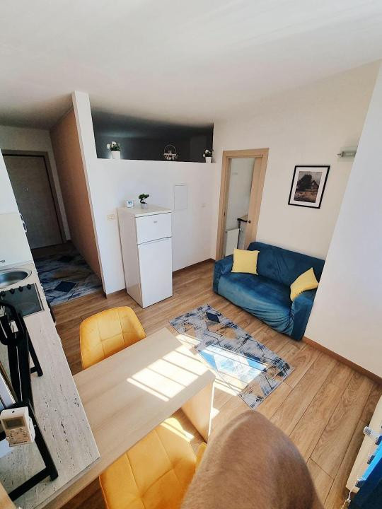 DE INCHIRIAT - Apartament cu o camera, etaj 2 - Complex Studentesc