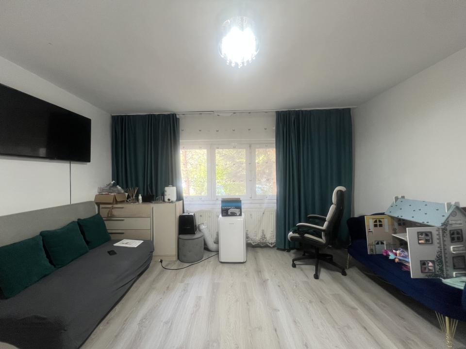 Apartament cu 2 camere, 50mp utili, parter - zona Aradului