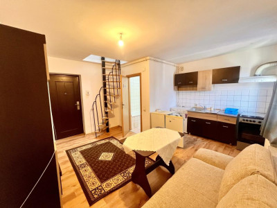 Apartament cu 2 camere, 40mp utili, MANSARDA - zona LIPOVEI