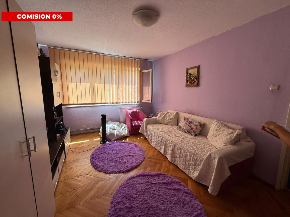 COMISION 0% Apartament cu 3 camere, etaj 2, zona Cetatii