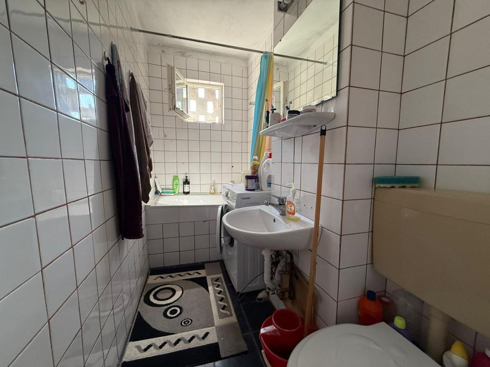 COMISION 0% Apartament cu 3 camere, etaj 2, zona Cetatii