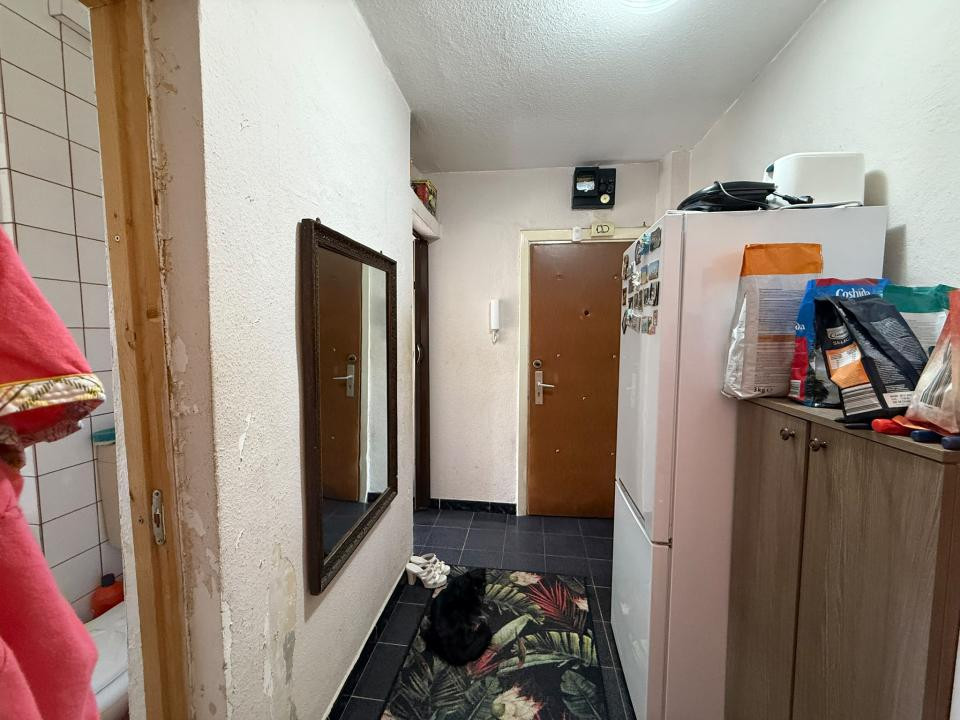 COMISION 0% Apartament cu 3 camere, etaj 2, zona Cetatii