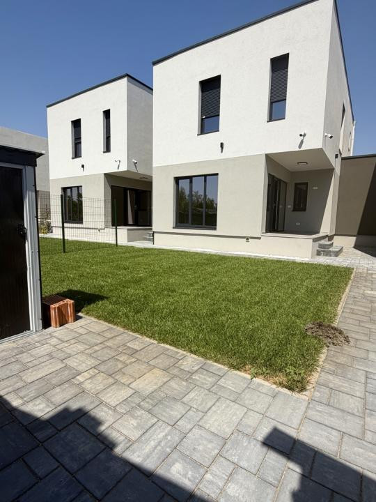 COMISION 0% Duplex individual, 4 camere, 2 bai - la 10 minute de Timisoara