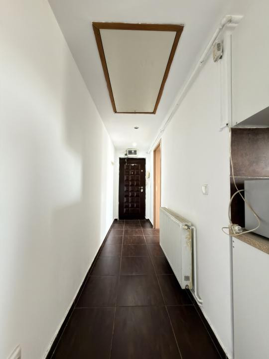 Apartament 3 camere, Semidecomandat, 55 mp utili - zona Bucovinei