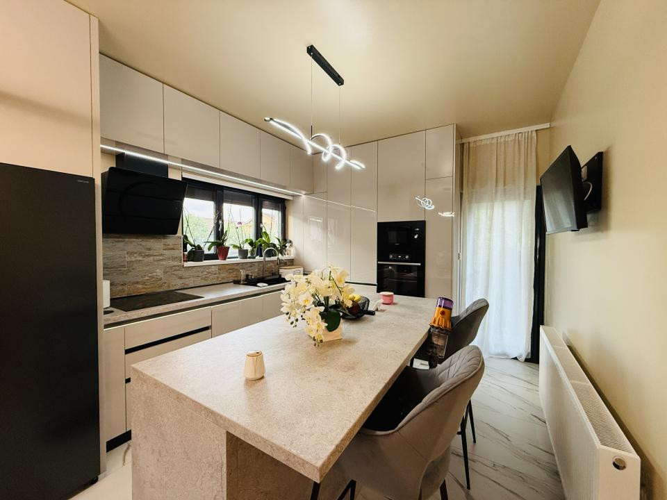 Duplex 3 camere, 250 teren, mobilat si utilat in Sanmihai 