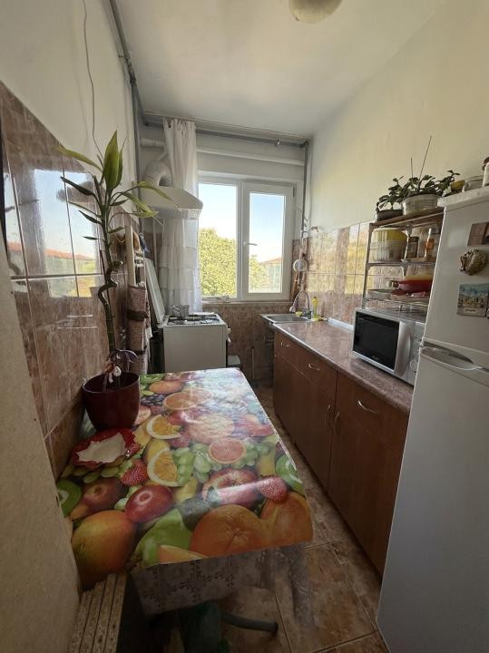 Apartament cu 2 camere, 38,5 mp utili + balcon de 2 mp - Piata Doina