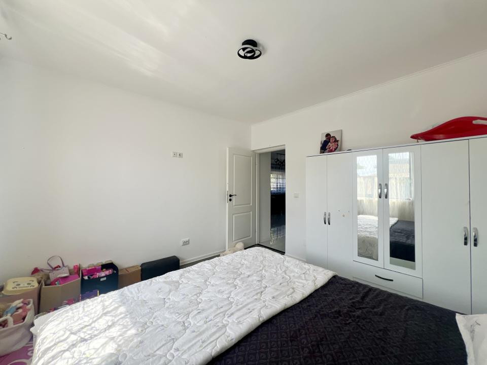  Duplex 3 camere, 72 mp utili, mobilat/utilat - Sanmihaiu Roman
