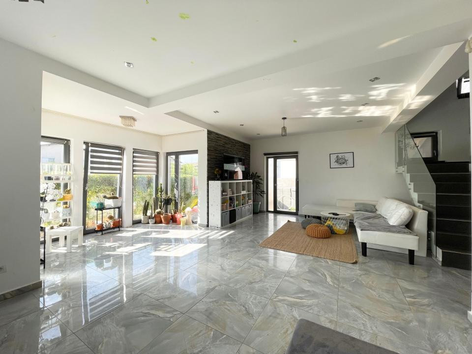 Casa individuala, 129mp - Superpozitie - Mosnita Noua