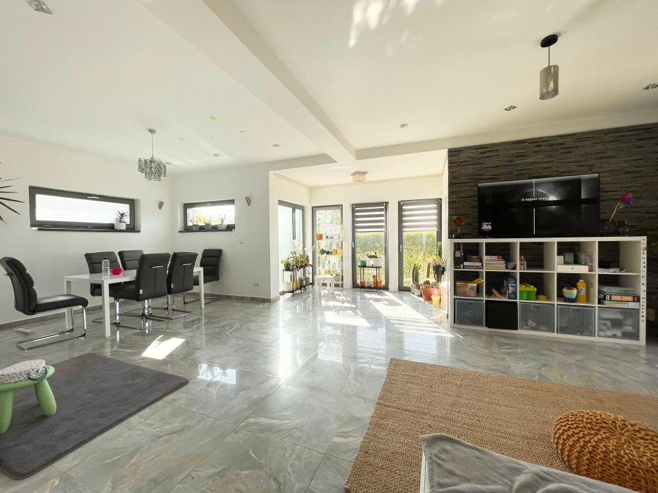 Casa individuala, 129mp - Superpozitie - Mosnita Noua