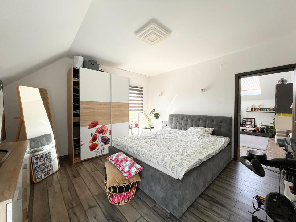Casa individuala, 129mp - Superpozitie - Mosnita Noua
