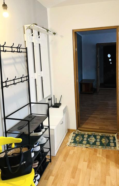 Apartament cu 2 camere, 51mp Utili, 2 balcoane, etaj 4 - Aradului