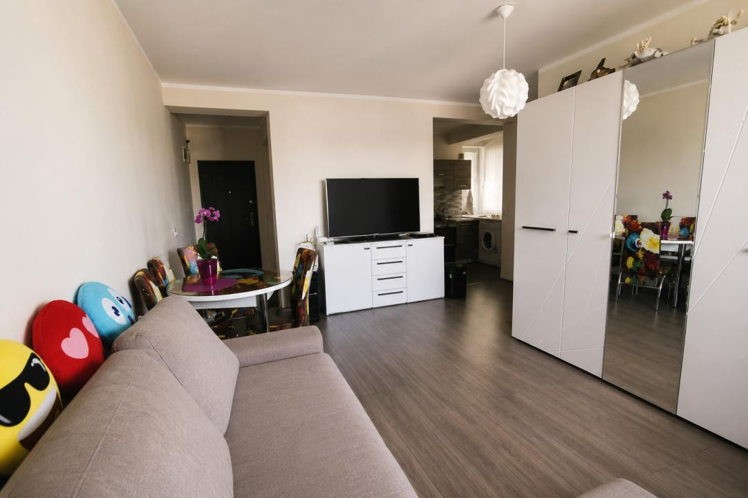 Apartament cu 2 camere, 41 mp utili, etaj 3, bloc nou - Giroc