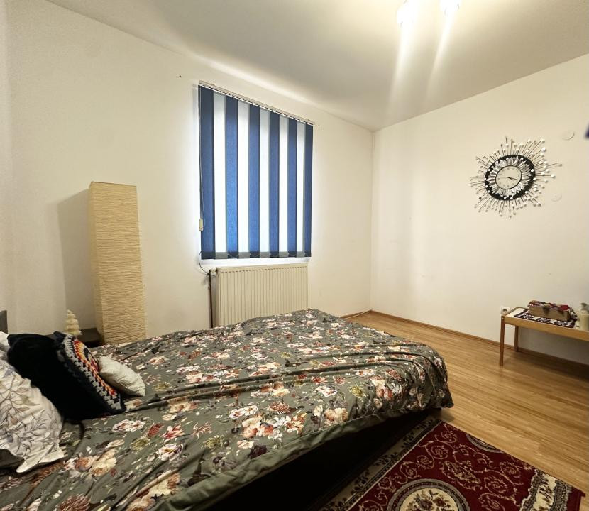 Casa individuala cu 6 camere - Sala Olimpia 