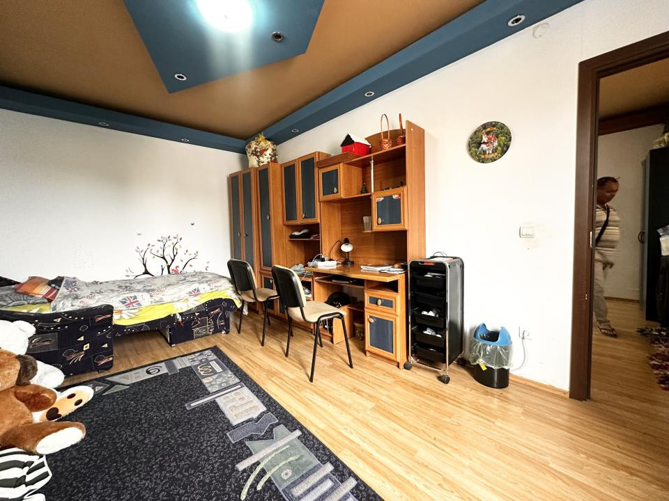 Casa individuala cu 6 camere - Sala Olimpia 