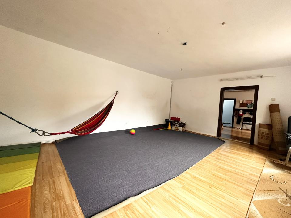 Casa individuala cu 6 camere - Sala Olimpia 