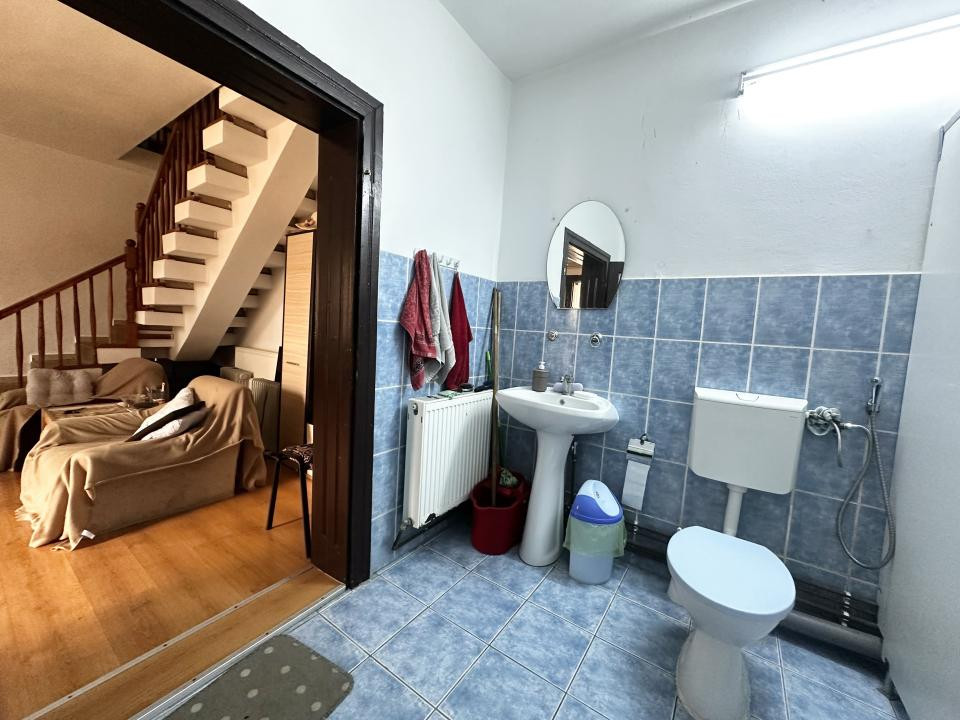 Casa individuala cu 6 camere - Sala Olimpia 
