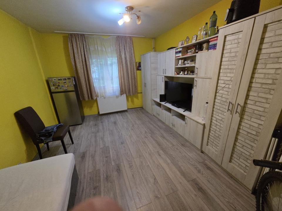 Garsoniera 20 mp, mobilata, parter- Zona Bogdanestilor Timisoara 