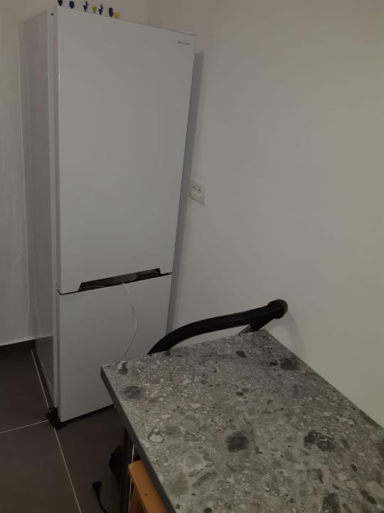 Apartament cu o camera si balcon, modern - Complexul Studentesc 