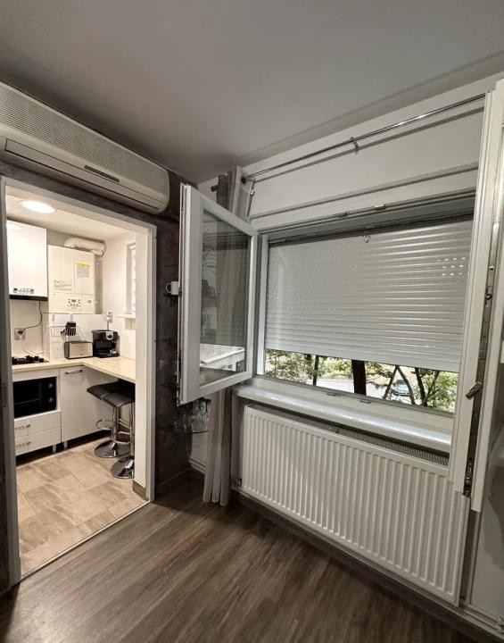 Apartament 2 camere, renovat complet, etaj 2 - Piata Doina