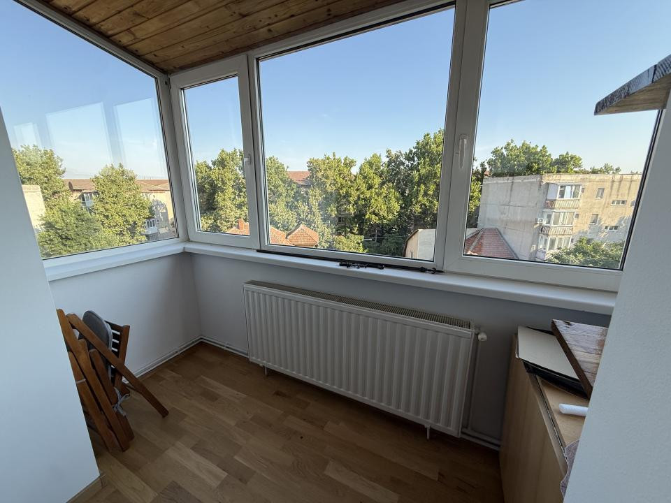 Apartament renovat, 2 camere, 43 mp utili, etaj 4/5 - Girocului