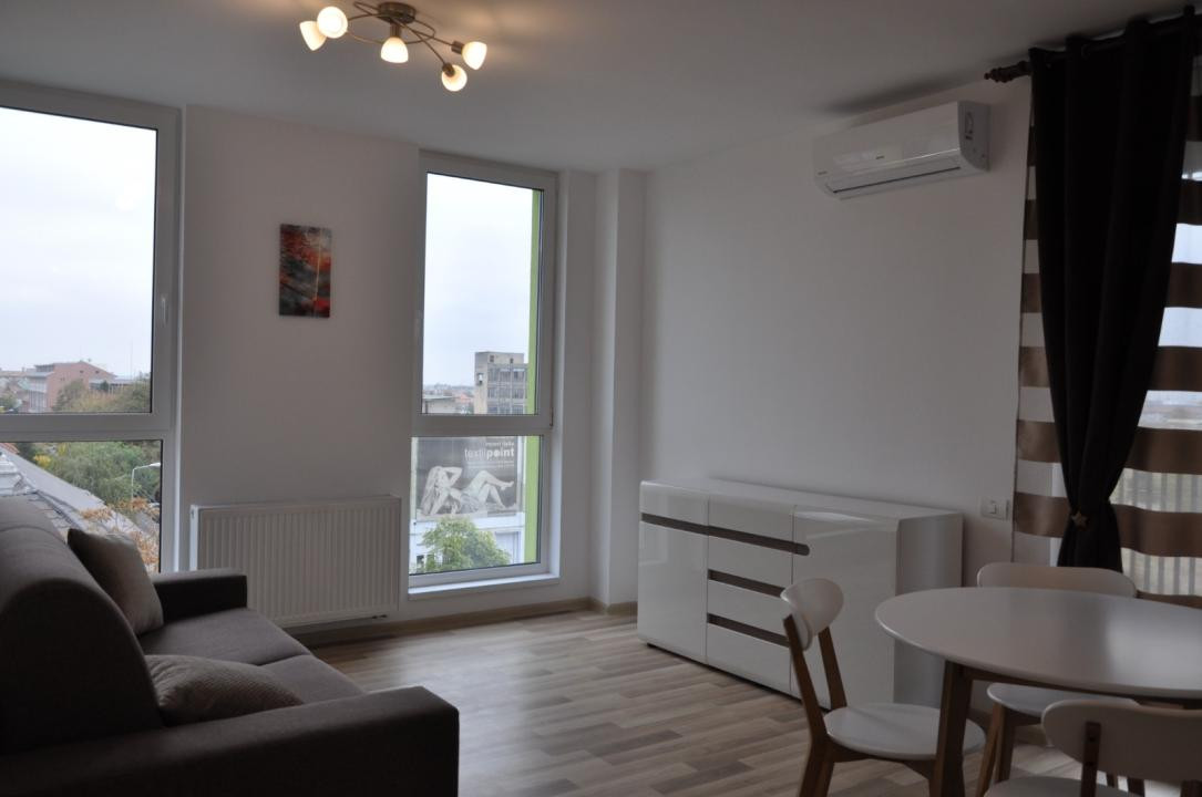 Apartament cu 3 camere, modern- Complexul Studentesc 