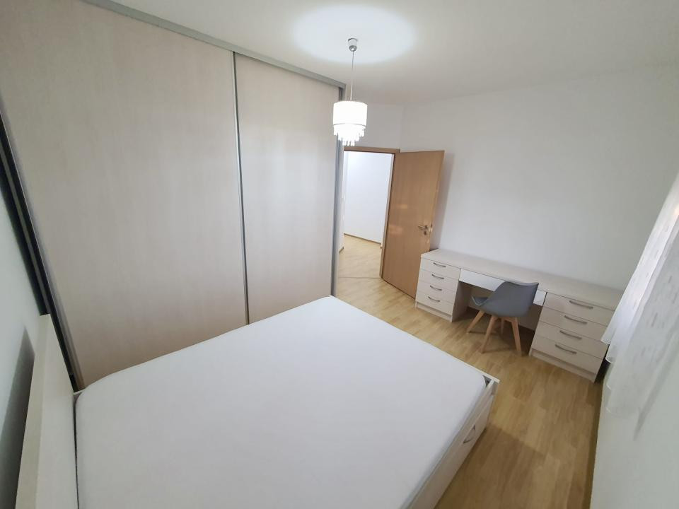 Apartament de inchiriat, 3 camere, 65 mp utili, etaj 1 - Zona Lipovei