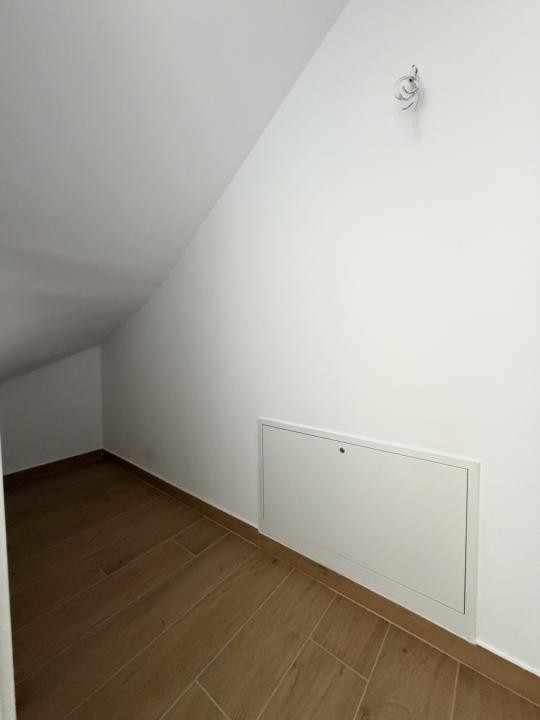 Duplex unit prin camera tehnica, 102mp utili, 350mp teren - Covaci