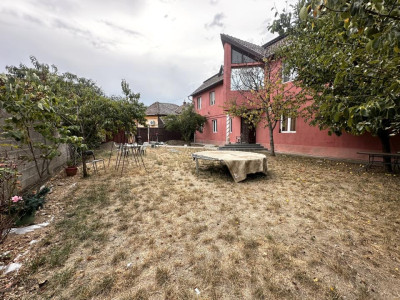 Casa individuala cu 6 camere- zona Stadion- Olimpia