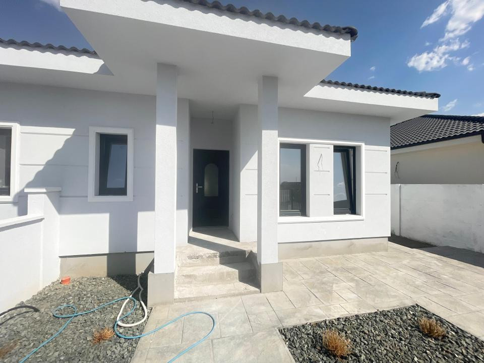 Duplex 3 camere, 79mp utili - Mosnita, Drumul Boilor