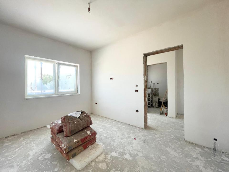 Duplex 3 camere mansardabil - Mosnita Noua