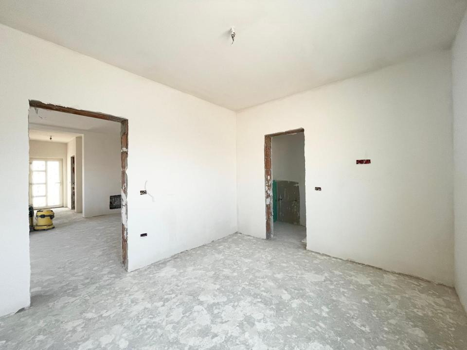 Duplex 3 camere mansardabil - Mosnita Noua