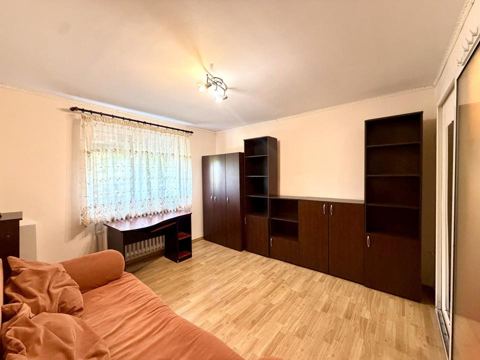 Apartament 1 camera, 21 mp utili, etaj 2, disponibil imediat - zona Buziasului