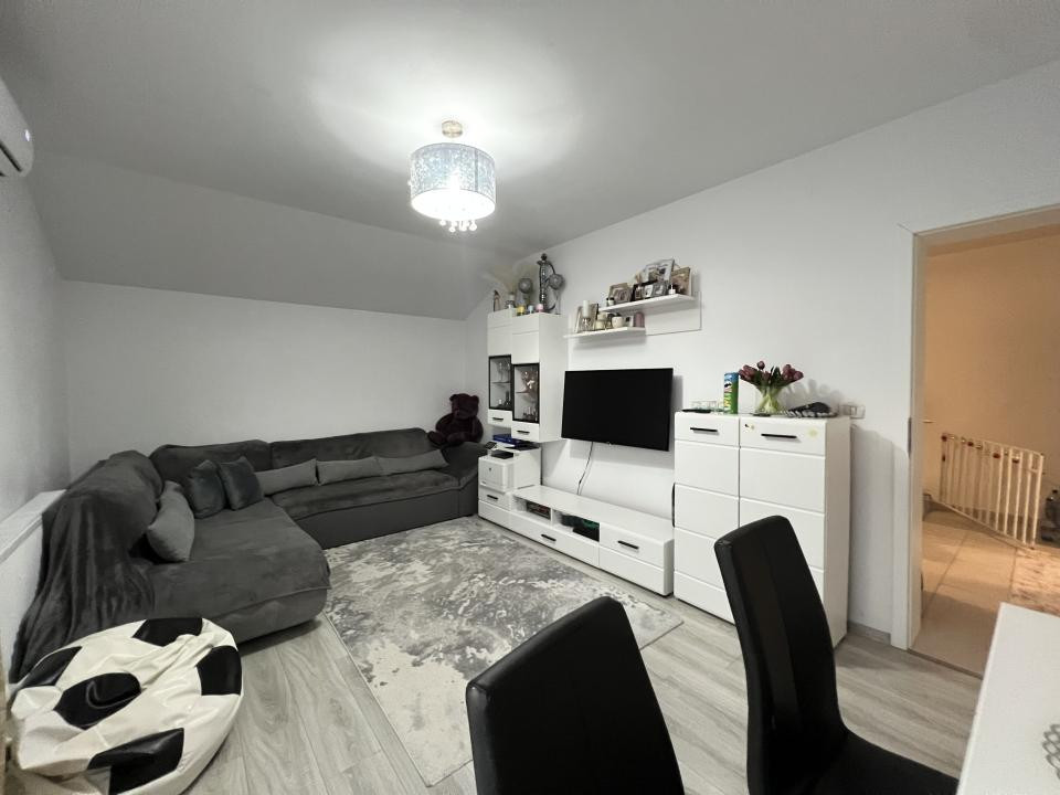 Apartament modern la vila, 2 camere, 55 mp, decomandat - Giroc