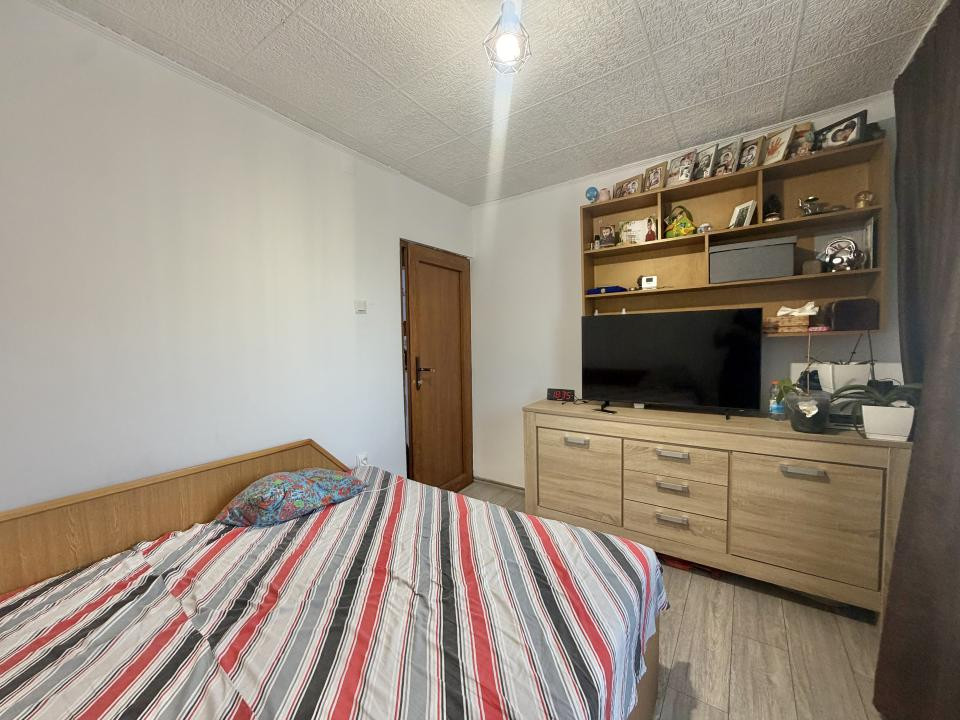 Apartament 2 camere, decomandat, mobilat/utilat, zona Soarelui