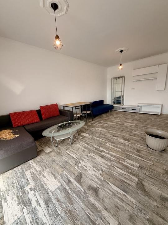 Apartament 2 camere si loc de parcare aproape de Aeroport