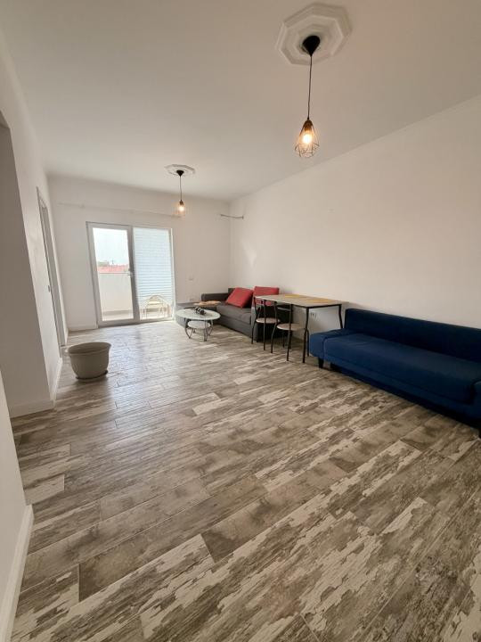 Apartament 2 camere si loc de parcare aproape de Aeroport