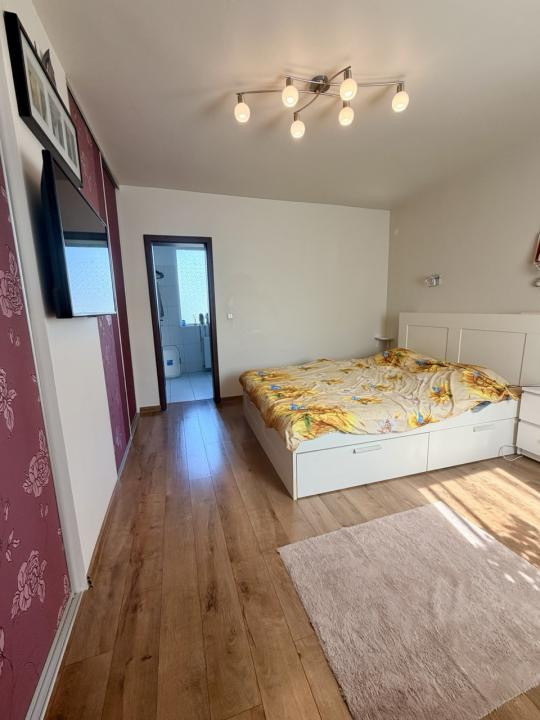 Apartament spatios in zona centrala din Giarmata Vii
