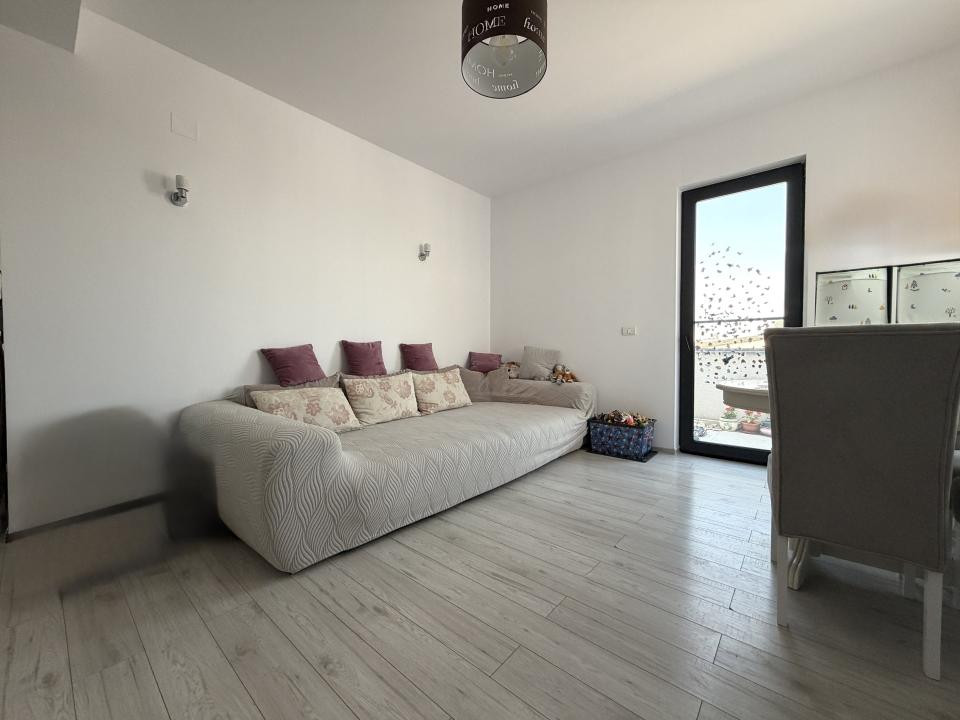 Apartament cu 2 camere, 50mp utili, etaj 2, bloc nou-Giroc
