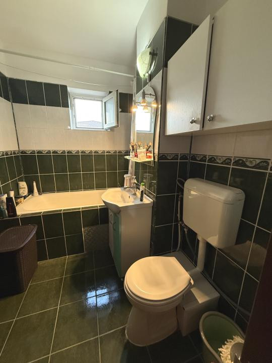 COMISION 0% Apartament cu 3 camere, decomandat, 64 mp utili - Girocului