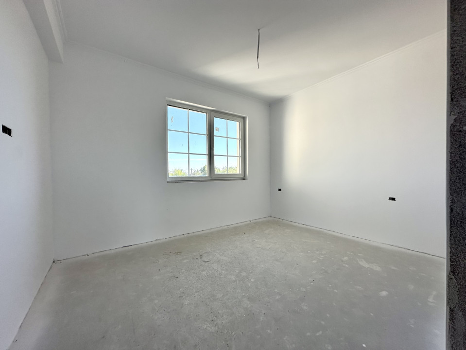 COMISION 0% Duplex despartit prin camera tehnica, 5 camere - Giarmata 