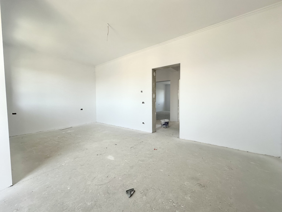 COMISION 0% Duplex despartit prin camera tehnica, 5 camere - Giarmata 