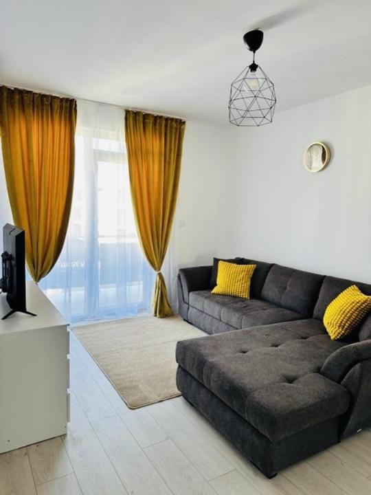 Apartament 1 camera, decomandat, 35mp utili, mobilat modern in Giroc 