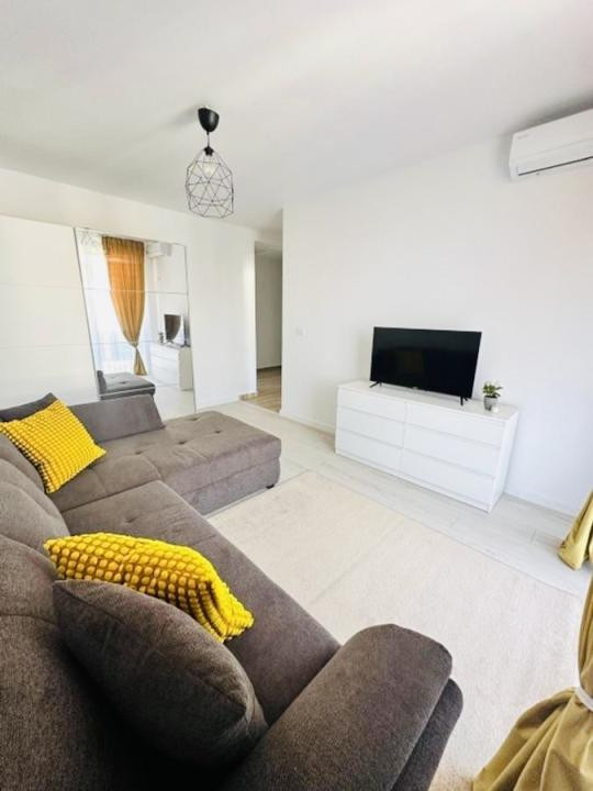 Apartament 1 camera, decomandat, 35mp utili, mobilat modern in Giroc 