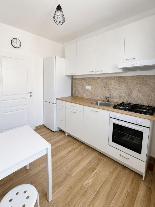 Apartament 1 camera, decomandat, 35mp utili, mobilat modern in Giroc 