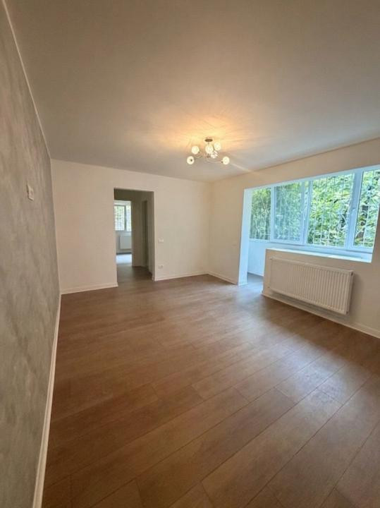 Apartament 2 camere renovat modern - zona Gheorghe Lazar