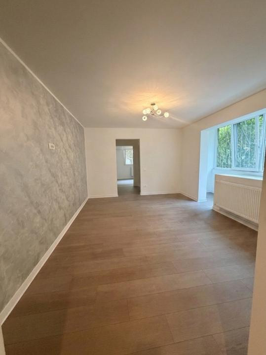 Apartament 2 camere renovat modern - zona Gheorghe Lazar