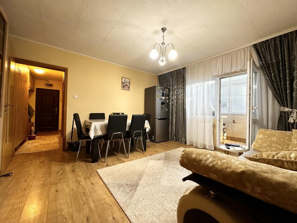 Apartament cu 3 camere intr-o zona linistita- Dambovita